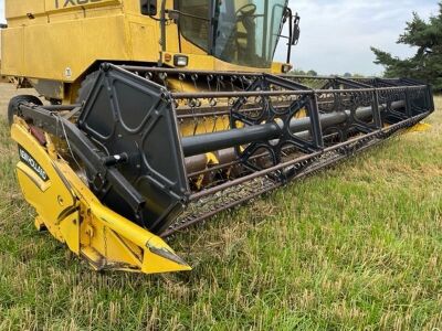 2002 New Holland TX68 Combine Harvester - 3