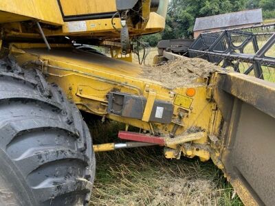 2002 New Holland TX68 Combine Harvester - 6