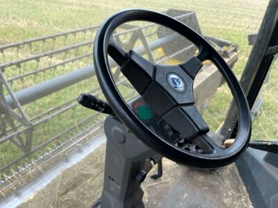 2002 New Holland TX68 Combine Harvester - 31