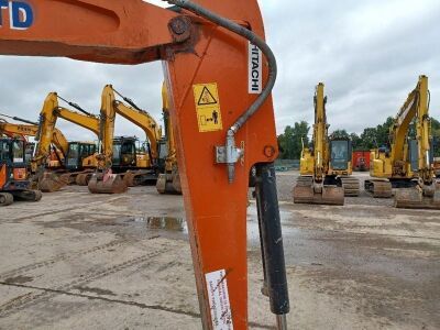 2018 Hitachi ZX33U-5A CLR Mini Digger - 5