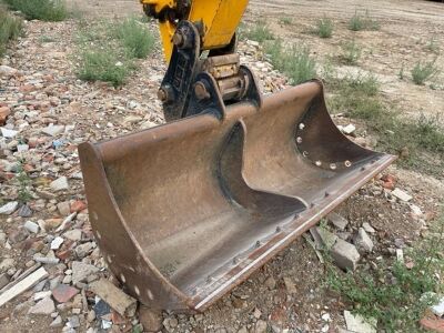2018 JCB JS145LC Plus Excavator - 12