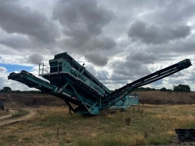 2008 Powerscreen Chieftain 2100X Screener