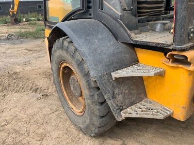 2010 JCB TM320 Wheeled Loader - 16