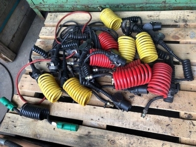 Qty of Hydraulic Hoses, Air & Electrical Suzies - 3