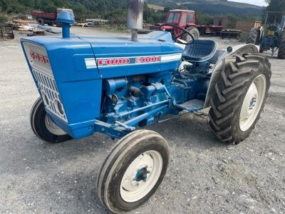 1973 Ford 2000 Tractor - 2