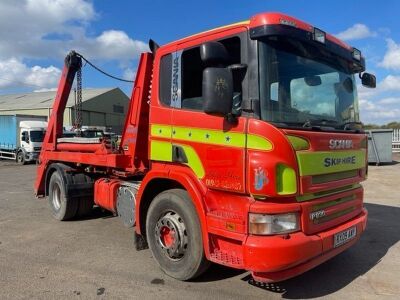 2009 Scania P230 4x2 Skip Loader