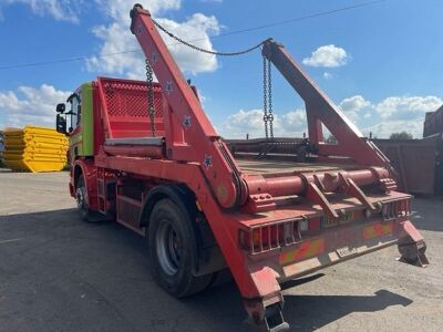 2009 Scania P230 4x2 Skip Loader - 3