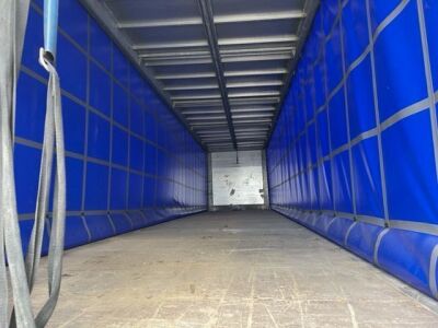 2010 Schmitz Triaxle Curtainside Trailer - 12