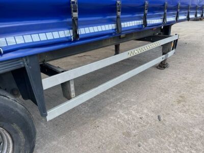 2010 Schmitz Triaxle Curtainside Trailer - 16