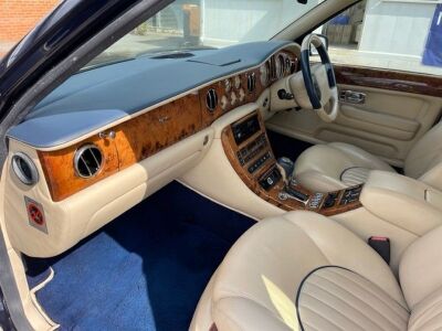 2000 Bentley Arnage Red Label - 15