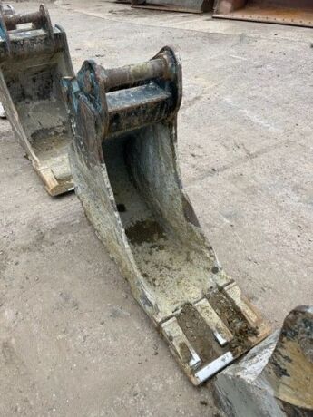 Hill 18" Digging Bucket - 65mm pins 