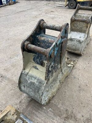 Hill 18" Digging Bucket - 65mm pins  - 2