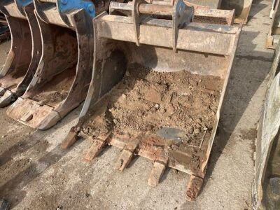 Hill 4ft Digging Bucket 65mm Pins