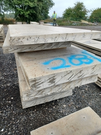 7x Concrete Panels