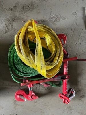 Quantity of Chain Tighteners & Straps