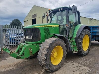 2002 John Deere 6820 4WD Tractor - 2