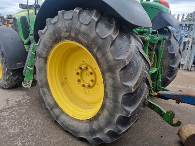 2002 John Deere 6820 4WD Tractor - 12