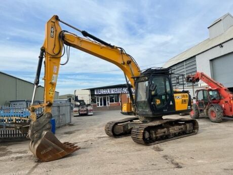 2016 JCB JS160LC Excavator