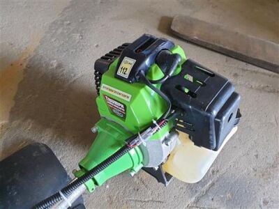 Triumph Petrol Strimmer 