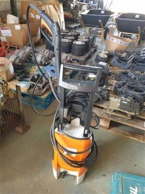 Stihl Re88 Pressure Washer  - 2