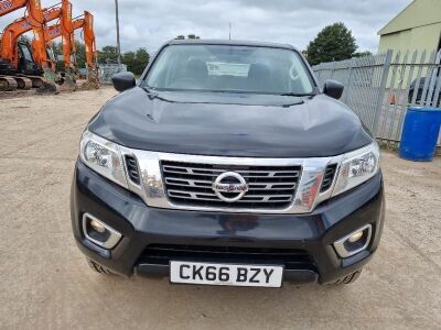 2016 Nissan Navara NP300 2.3 Visia Double Cab Pick Up - 3