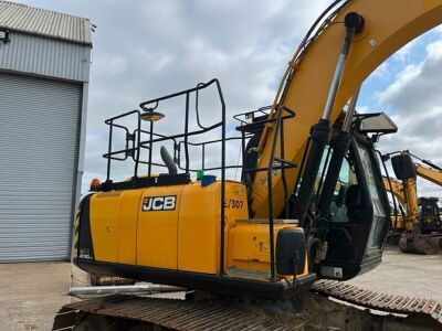 2016 JCB JS160LC Excavator - 16