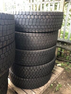 5 x Bridgestone 295 80 Tyres - 2