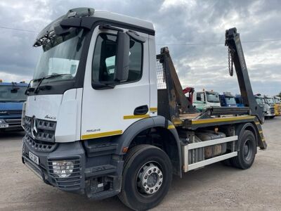 2017 Mercedes Arocs 1824 4x2 Skip Loader - 2