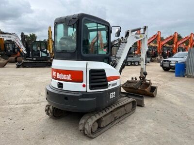 2015 Bobcat E32 Mini Digger  - 3