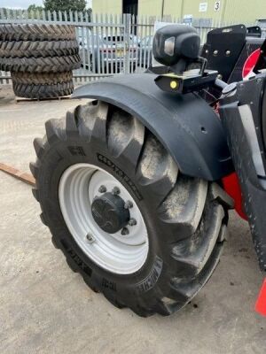 2017 Manitou MLT630 105D Telehandler - 15