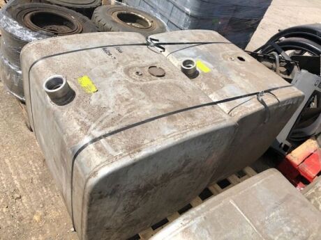 2 x Scania Fuel Tanks 