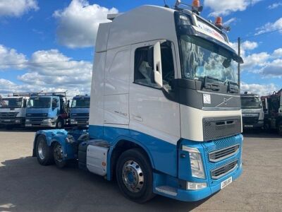 Volvo FH540 Globetrotter 6x2 Mini Midlift Tractor Unit