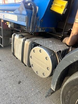 2009 Scania P380 4x2 Skip Loader - 4