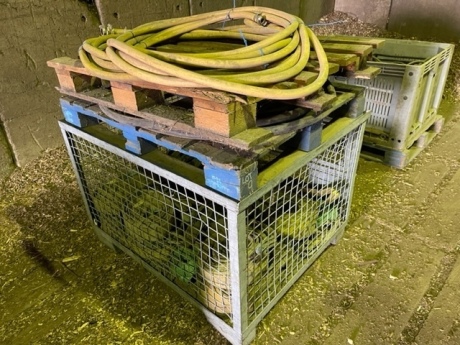 Stillage of Heavy Duty Slings + Air Hoses