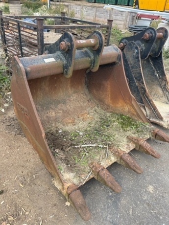 4ft JCB Digging Bucket