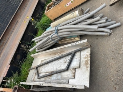 2 Pallets of Powerscreen Spares