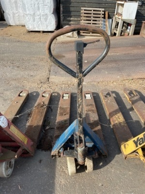 Pallet Truck - 2