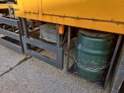 2008 Iveco 150 E22 4x2 Line Marking Rigid - 19