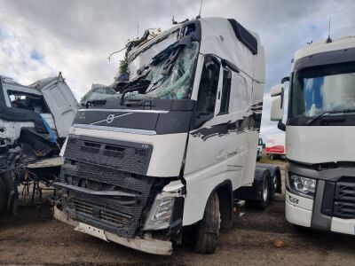 2019 Volvo FH 540 6x2 Rear Lift Tractor Unit