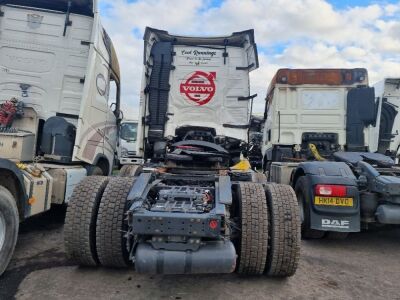 2017 Volvo FH Globetrotter 6x2 Midlift Tractor Unit - 11