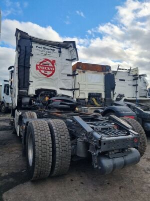 2017 Volvo FH Globetrotter 6x2 Midlift Tractor Unit - 12