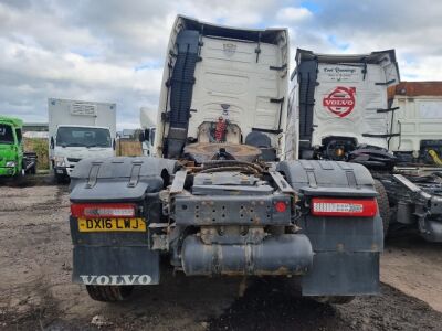 2016 Volvo FH 540 Globetrotter 6x2 Rear Lift Tractor Unit - 31