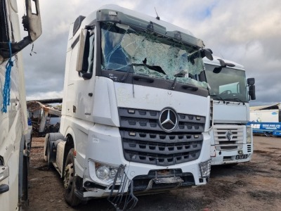 2014 Mercedes Arocs 2645 6x4 Tractor Unit - 3