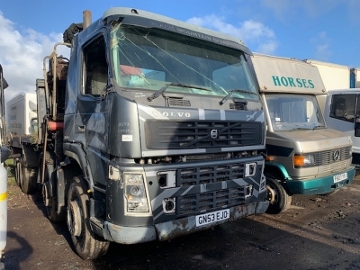 2003 Volvo FM 380 8x4 Crane Rigid Flat