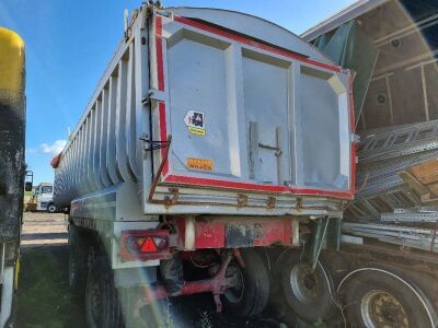 2015 Wilcox Triaxle Alloy Body Tipping Trailer - 9