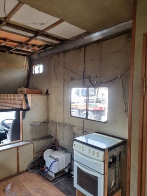 1998 MAN 8-163 4x2 Horsebox - 14