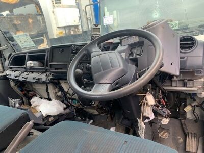 2013 Mitsubishi 7C18 Fuso Canter 4x2 Chassis Cab - 7