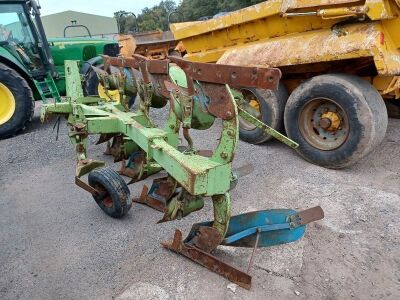 Dowdeswell DP7 4 Furrow Hydraulic Turn Over Plough