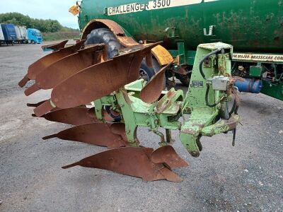 Dowdeswell DP7 4 Furrow Hydraulic Turn Over Plough - 3