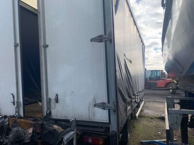 2016 Mitsubishi Fuso 7C18 4x2 Curtainside Body - 9